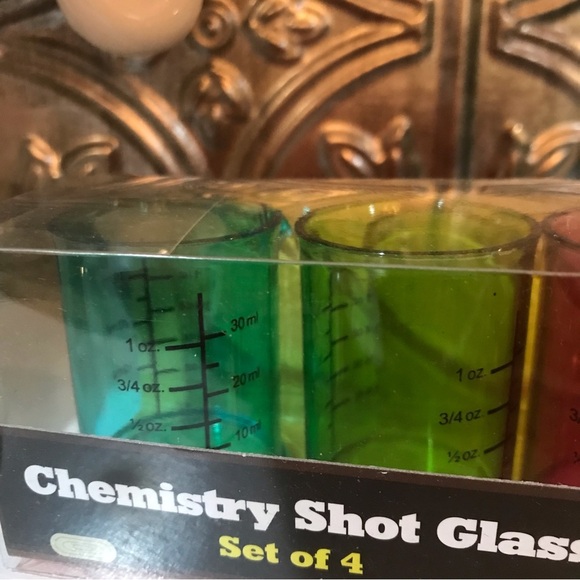 🧪Chemistry Shot Glasses - Picture 3 of 4